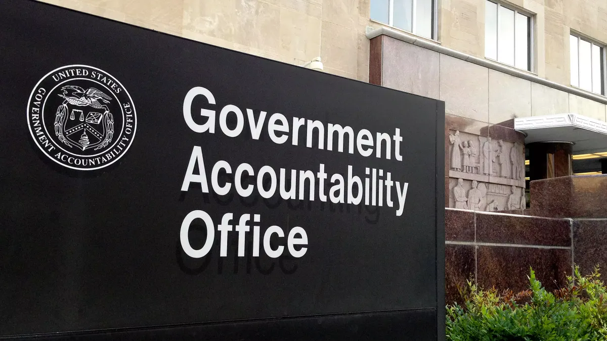 Banks without holding companies need better disclosure rules: GAO